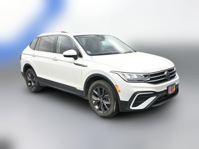 2023 Volkswagen Tiguan SE