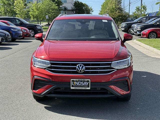 2023 Volkswagen Tiguan SE