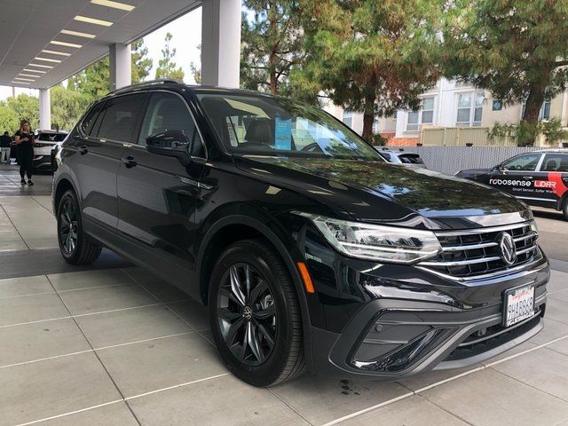 2023 Volkswagen Tiguan SE