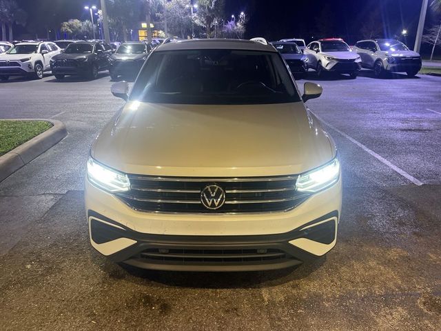 2023 Volkswagen Tiguan SE