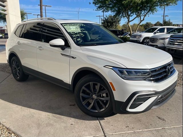 2023 Volkswagen Tiguan SE