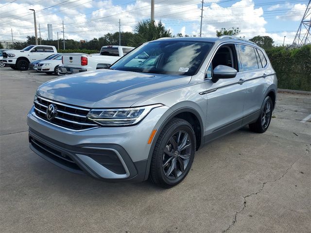 2023 Volkswagen Tiguan SE