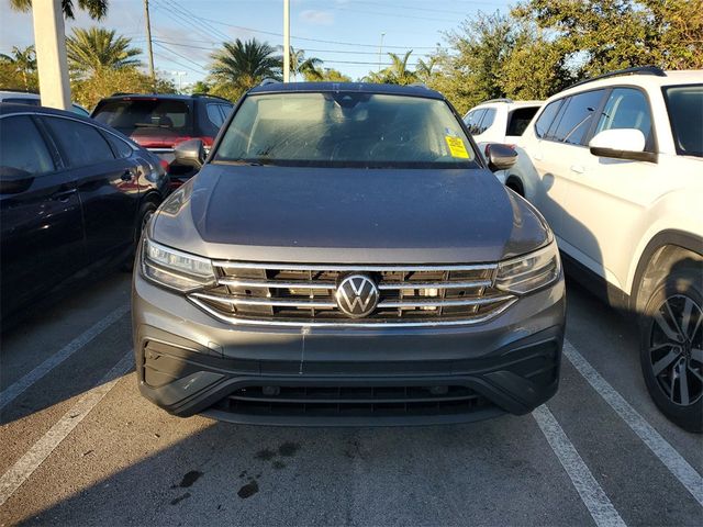 2023 Volkswagen Tiguan SE