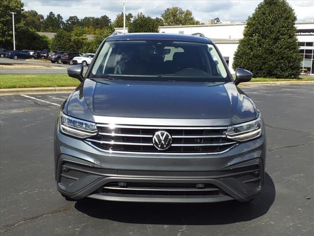 2023 Volkswagen Tiguan SE