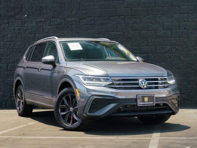 2023 Volkswagen Tiguan SE