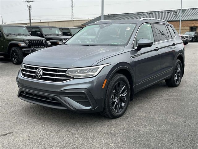 2023 Volkswagen Tiguan SE