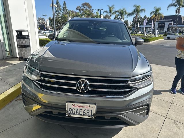 2023 Volkswagen Tiguan SE