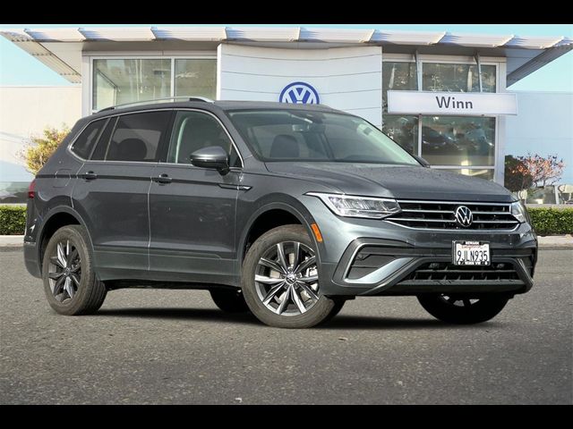 2023 Volkswagen Tiguan SE