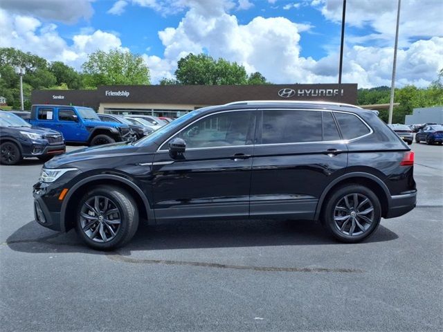 2023 Volkswagen Tiguan SE