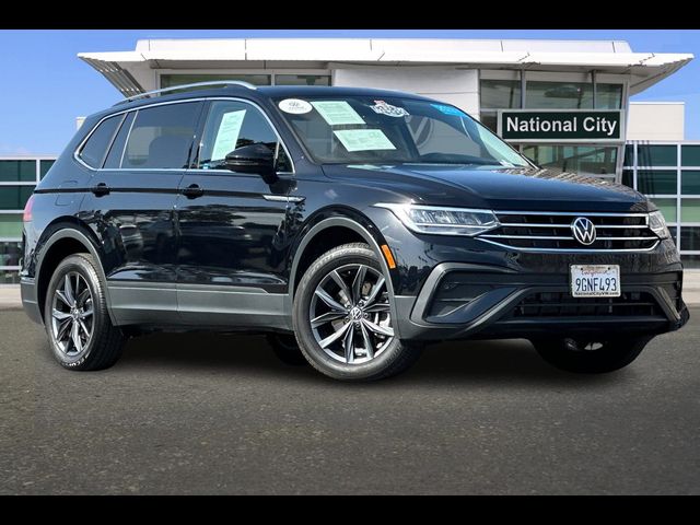 2023 Volkswagen Tiguan SE