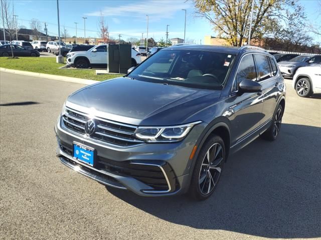 2023 Volkswagen Tiguan SEL R-Line