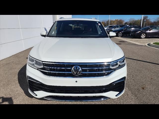 2023 Volkswagen Tiguan SEL R-Line