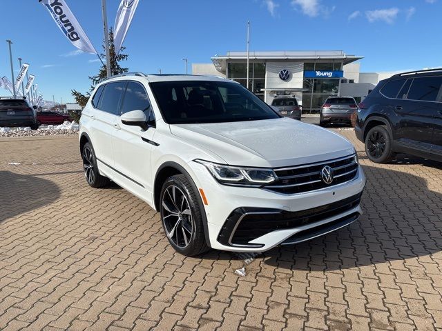 2023 Volkswagen Tiguan SEL R-Line