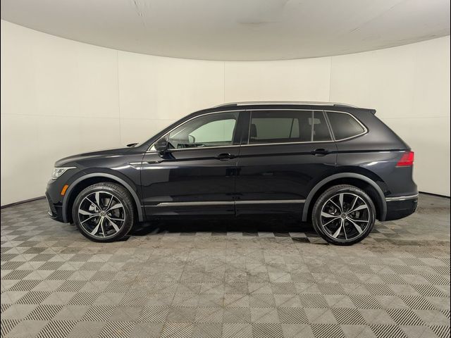 2023 Volkswagen Tiguan SEL R-Line