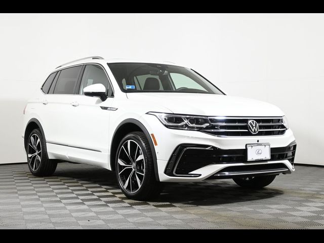 2023 Volkswagen Tiguan SEL R-Line