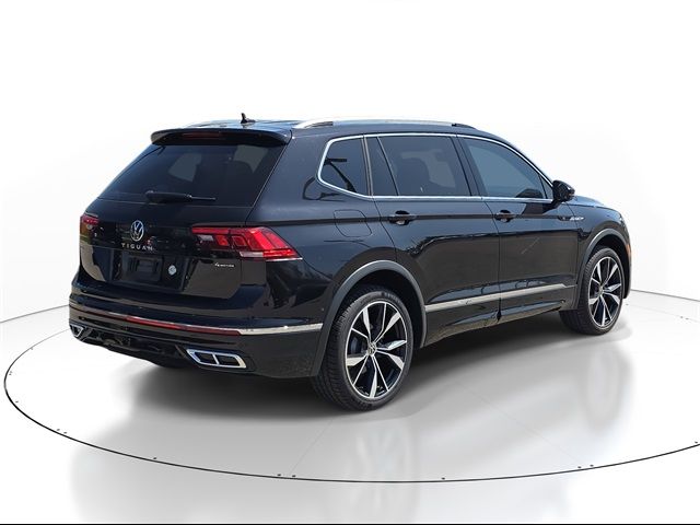 2023 Volkswagen Tiguan SEL R-Line