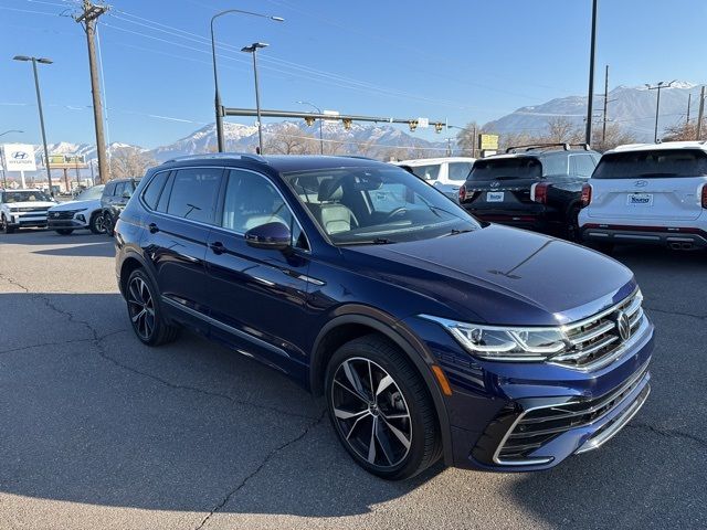 2023 Volkswagen Tiguan SEL R-Line