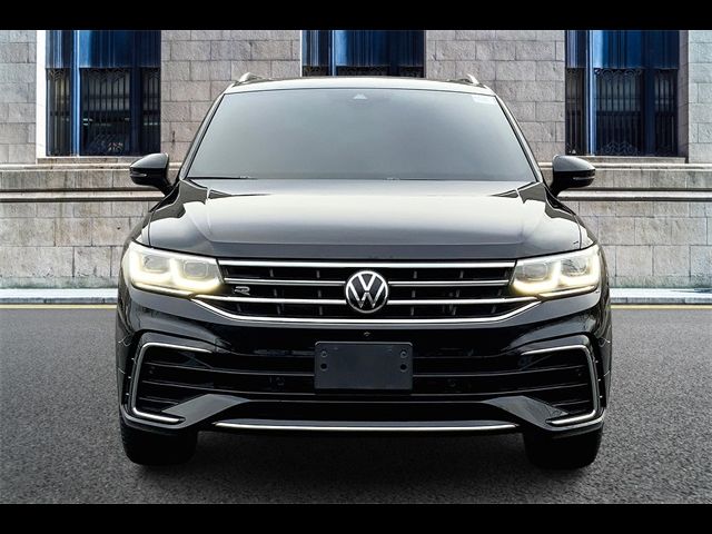 2023 Volkswagen Tiguan SEL R-Line