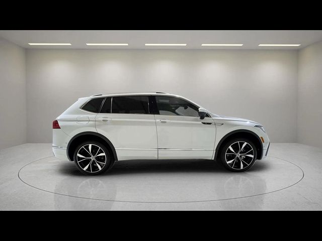 2023 Volkswagen Tiguan SEL R-Line