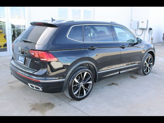 2023 Volkswagen Tiguan SEL R-Line