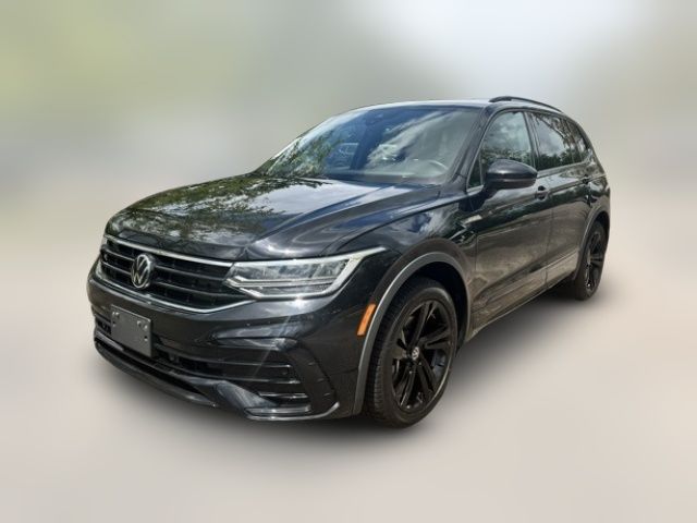 2023 Volkswagen Tiguan SE R-Line Black