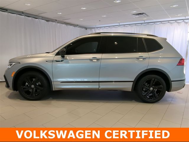 2023 Volkswagen Tiguan SE R-Line Black