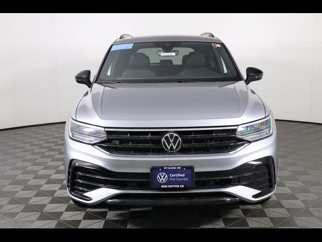 2023 Volkswagen Tiguan SE R-Line Black