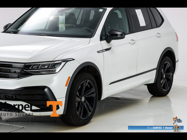 2023 Volkswagen Tiguan SE R-Line Black