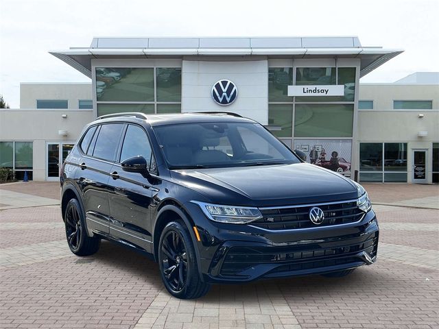 2023 Volkswagen Tiguan SE R-Line Black