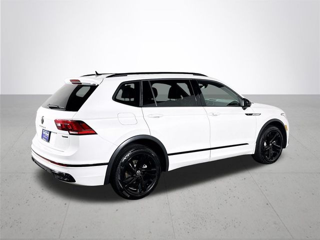 2023 Volkswagen Tiguan SE R-Line Black