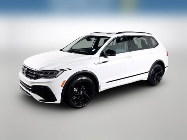 2023 Volkswagen Tiguan SE R-Line Black