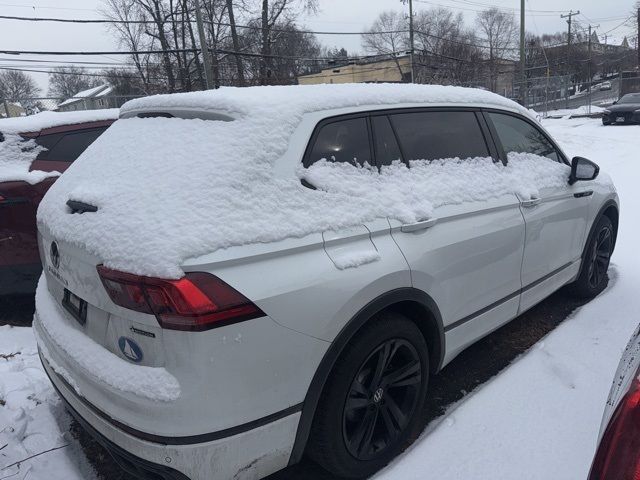 2023 Volkswagen Tiguan SE R-Line Black