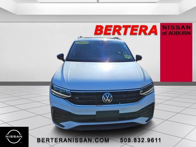 2023 Volkswagen Tiguan SE R-Line Black