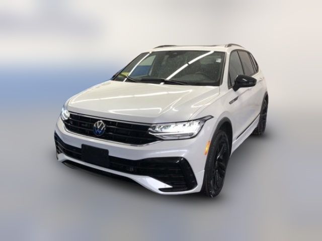 2023 Volkswagen Tiguan SE R-Line Black