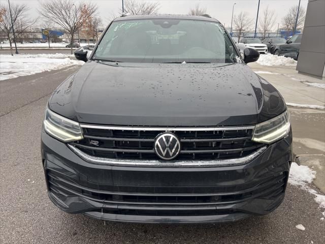 2023 Volkswagen Tiguan SE R-Line Black