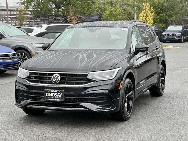 2023 Volkswagen Tiguan SE R-Line Black