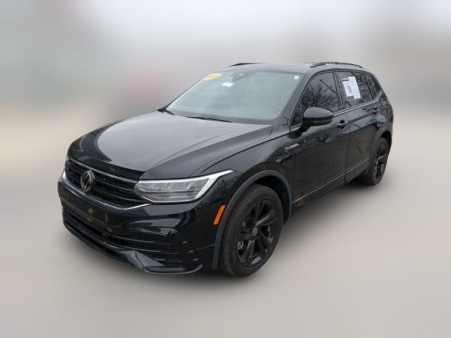 2023 Volkswagen Tiguan SE R-Line Black