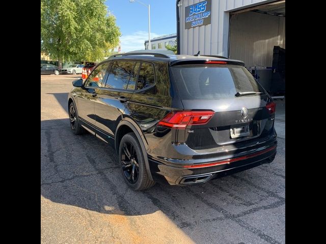 2023 Volkswagen Tiguan SE R-Line Black