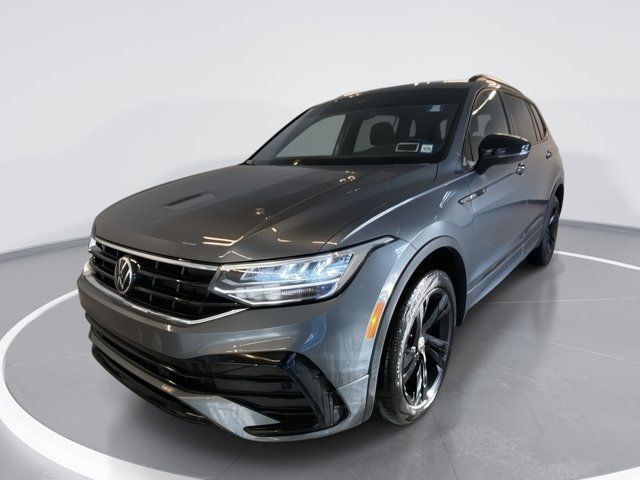 2023 Volkswagen Tiguan SE R-Line Black