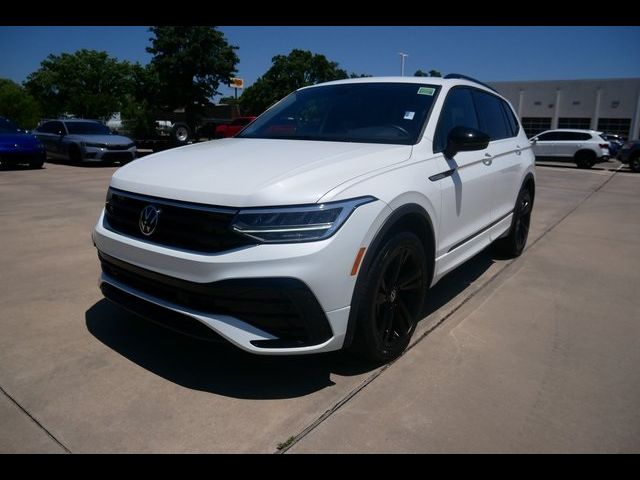 2023 Volkswagen Tiguan SE R-Line Black