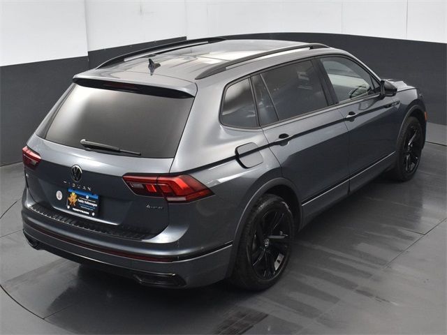 2023 Volkswagen Tiguan SE R-Line Black