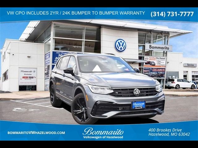 2023 Volkswagen Tiguan SE R-Line Black