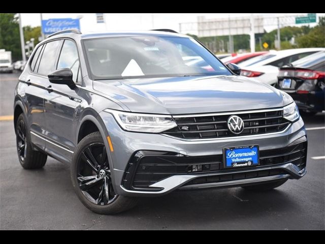 2023 Volkswagen Tiguan SE R-Line Black