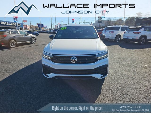 2023 Volkswagen Tiguan SE R-Line Black