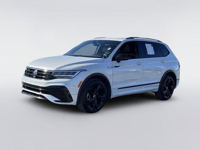 2023 Volkswagen Tiguan SE R-Line Black