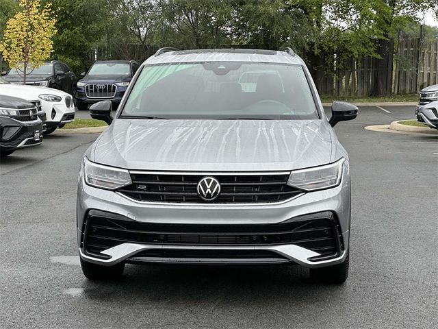 2023 Volkswagen Tiguan SE R-Line Black