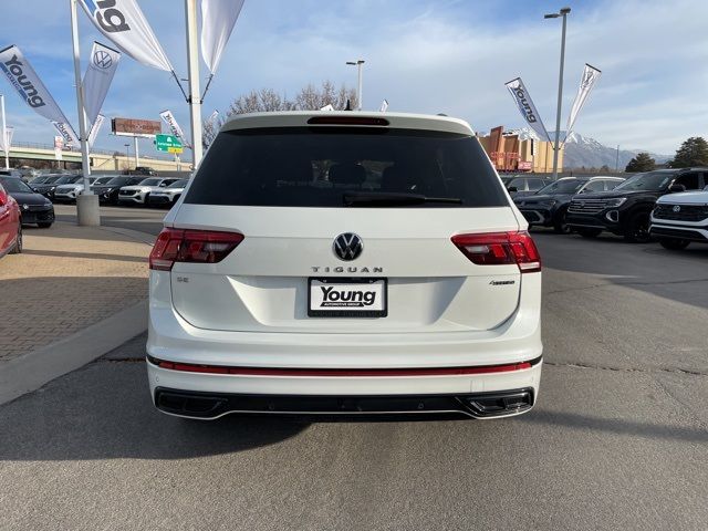 2023 Volkswagen Tiguan SE R-Line Black