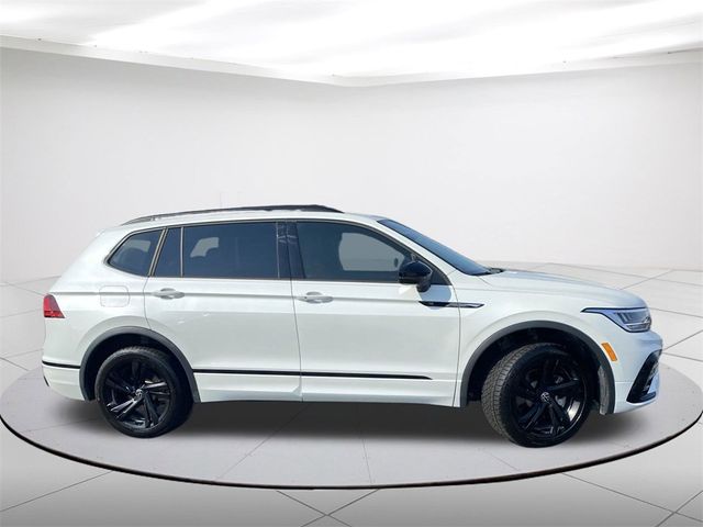 2023 Volkswagen Tiguan SE R-Line Black