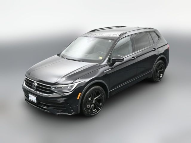 2023 Volkswagen Tiguan SE R-Line Black