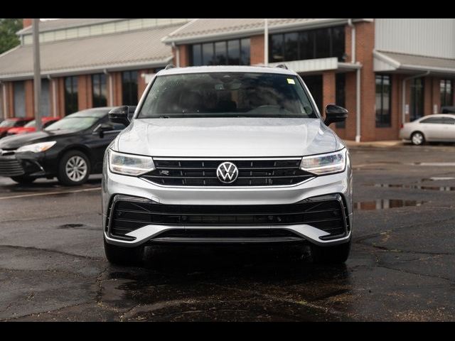 2023 Volkswagen Tiguan SE R-Line Black